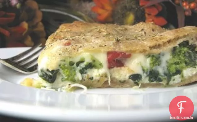 Torta De Pizza De Espinafre E Brócolis Recheada Com Ricota