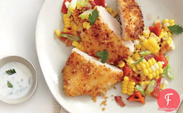 Panko - frango com crosta com haxixe de milho assado e molho de leitelho