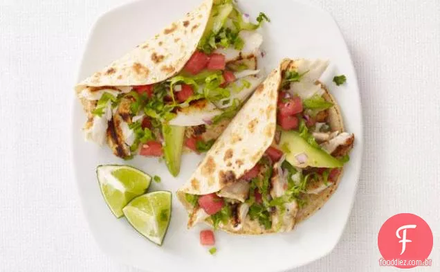 Tacos De Peixe Com Salsa De Melancia