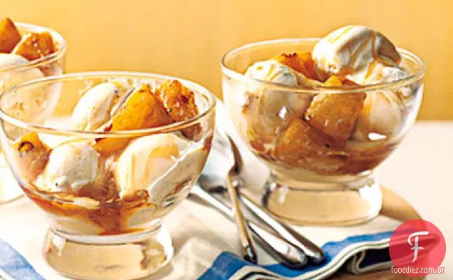 Açúcar Mascavo - Abacaxi Sundaes