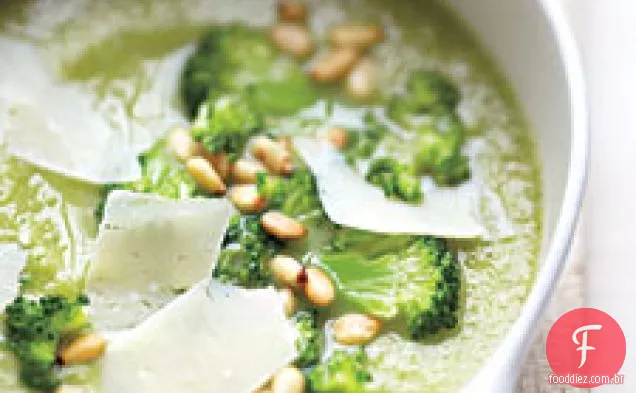 Brócolis cremoso-sopa de feijão branco
