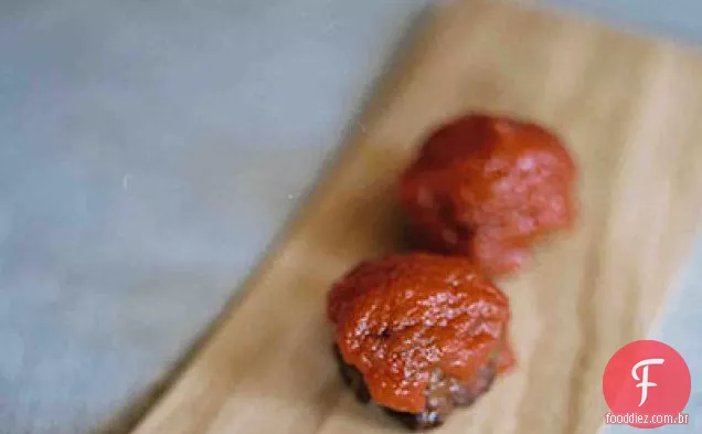Espaguete Com Camarão grelhado, abobrinha e Salsa Verde