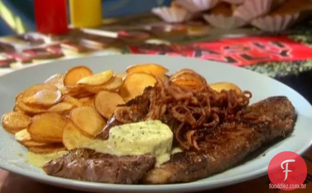 NY Strip Steak com molho de fusão de estragão