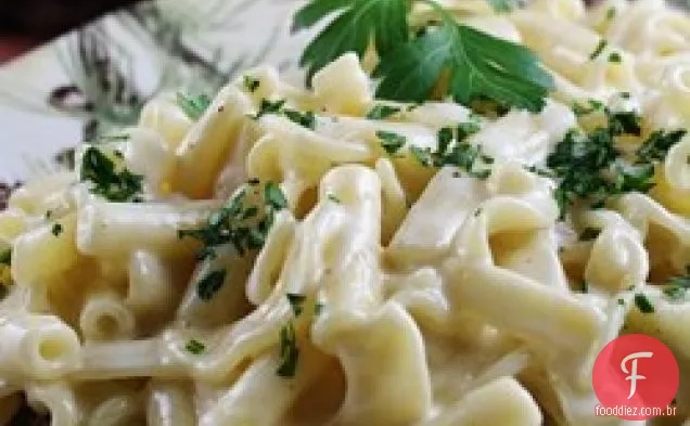 Macarrão parmesão rápido e fácil