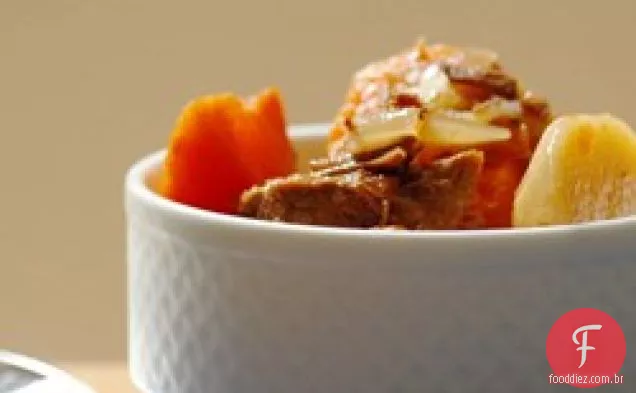 Sopa de Carne Vegetal Do Fogão lento de Alison