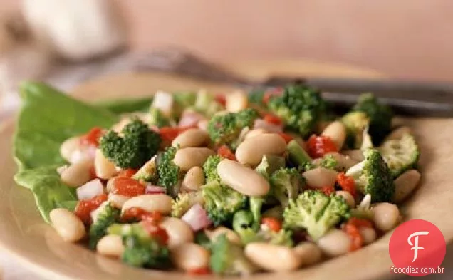 Salada de feijão brócolis e Cannellini