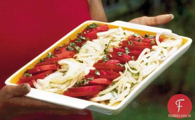 Salada de tomate e cebola