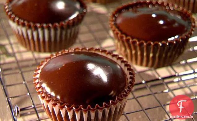 Chocolate Cheesecake Cupcakes com cobertura de Ganache