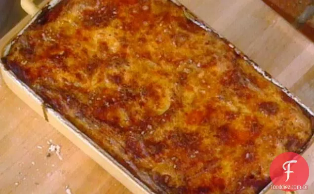 Cannelloni al Forno (tubos de massa assada, estilo Casalinga)