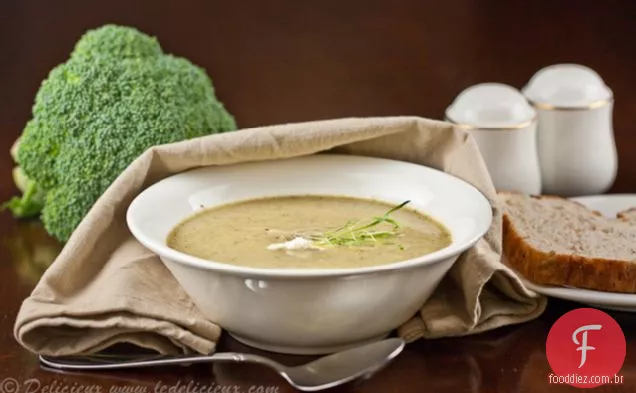 Sopa De Maçã Assada E Brócolis