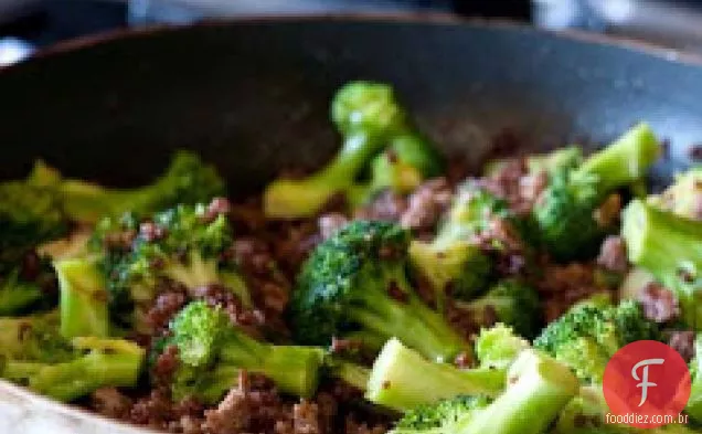 Carne E Brócolis Refogados