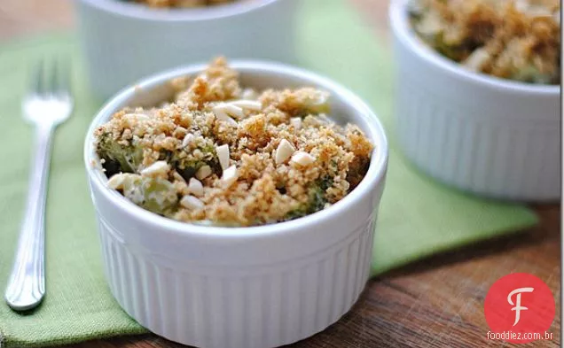 Caçarolas Magras De Brócolis E Queijo