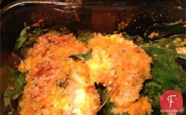 Caçarola crocante de peixe e espinafre