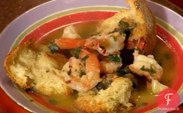 Camarão e pão Tigelas e azeitona-Pesto Vestido tomates