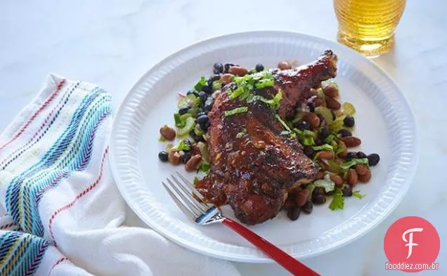 Pernas de frango grelhado com molho de churrasco Cocktail