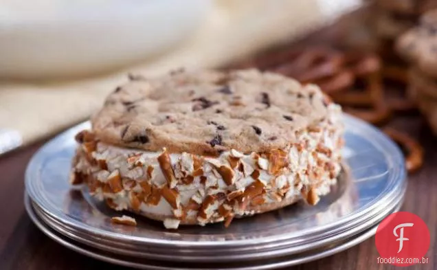 Caramelo Chocolate Chip Cookie Ice Cream Sandwiches