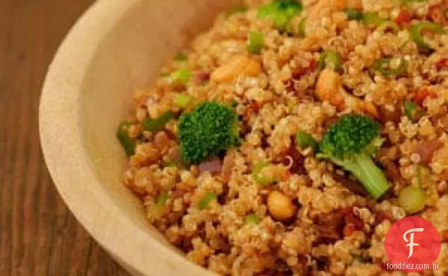 Quinoa Com Brócolis E Castanha De Caju