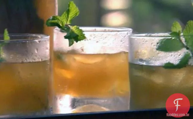 Stonefruit e menta Julep