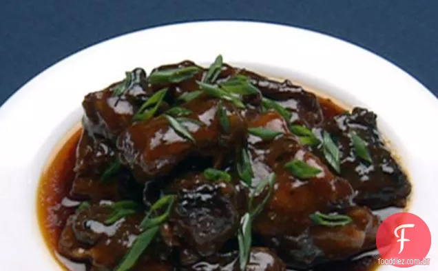 Oxtails Refogados