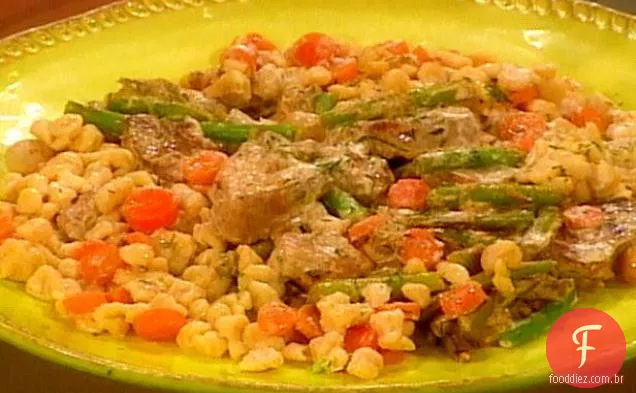 Carne de porco mostarda com Spaetzle