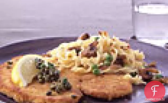 Schnitzel de frango com alcaparras e salsa