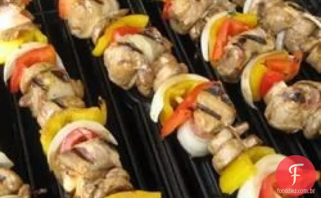 Frango e Bacon shish Kabobs