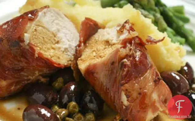 Prosciutto Embrulhado Frango Com Azeitonas E Alcaparras