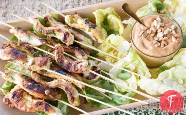 Frango Satay com molho de amendoim