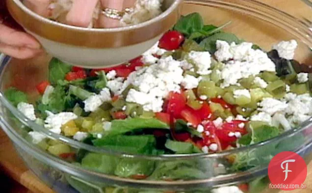 Salada de tomate e camarão ao estilo Tailandês