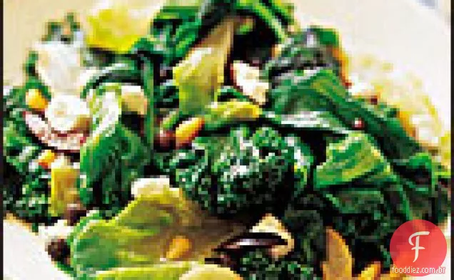Salteados verdes mistos com azeitonas e salata de ricota