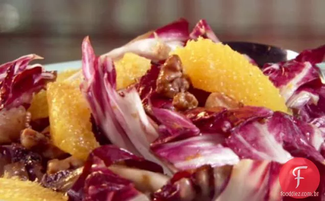 Salada de Radicchio e noz grelhada