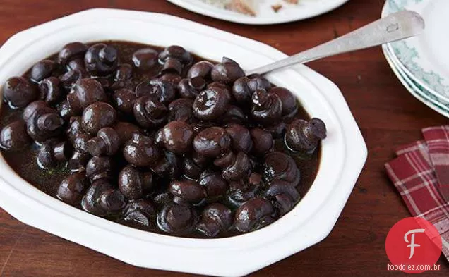 Cogumelos Cor De Vinho