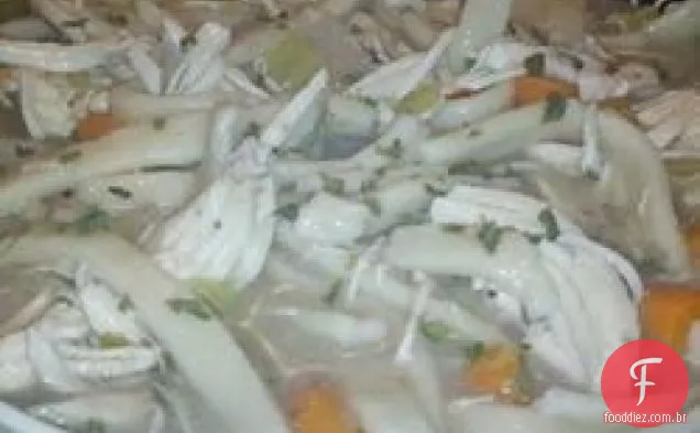 Frango e macarrão à moda antiga