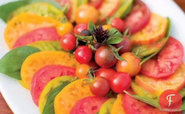 Salada De Tomate-Manjericão De Verão Profundo