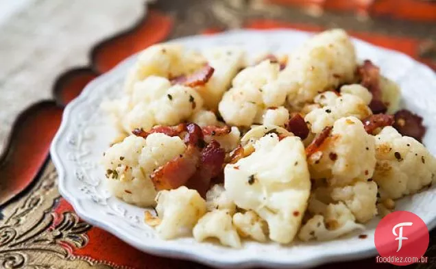 Couve-Flor Com Pinhões E Bacon