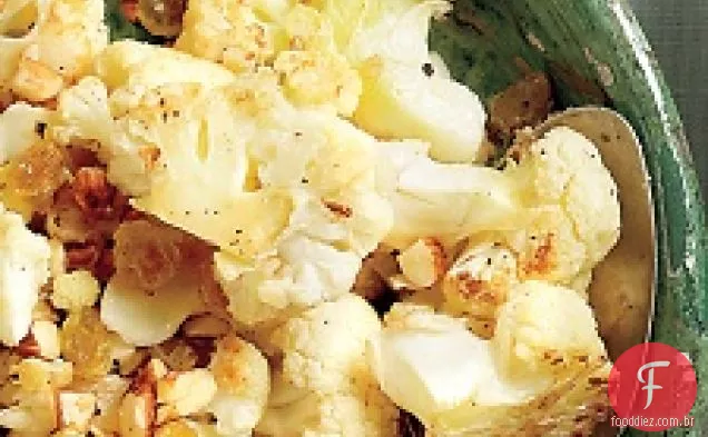 Couve-Flor Com Passas Douradas E Amêndoas