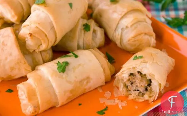 Salsicha Phyllo Rolls