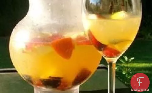 Branco Peachy Sangria