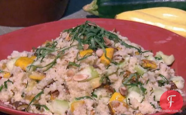 Salada de cuscuz com vinagrete de mel