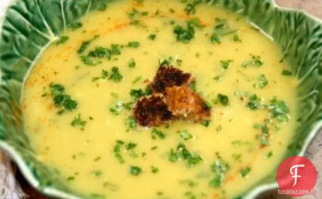 Sopa De Couve-Flor Dourada Com Especiarias Marroquinas
