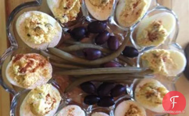 Delicioso, Delicioso, Divino Deviled Ovos