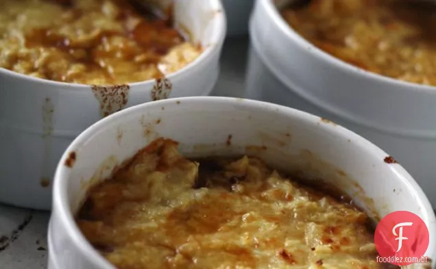 Sopa De Cebola Com Couve-Flor De Queijo