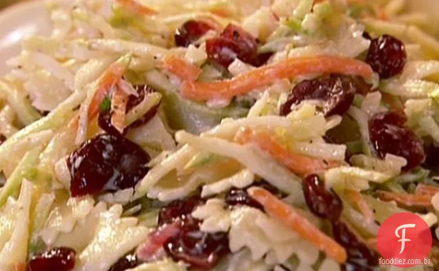 Brócolis Macarrão Slaw