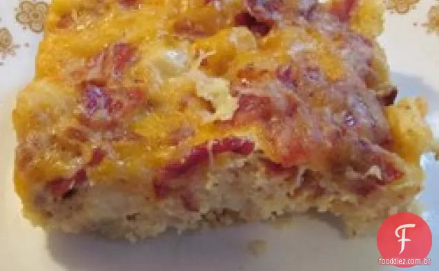 Torta marrom de ovo e haxixe