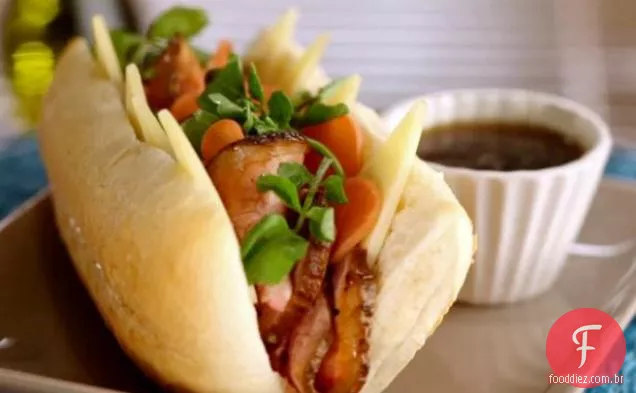 Sanduíche Caseiro De Rosbife Au Jus