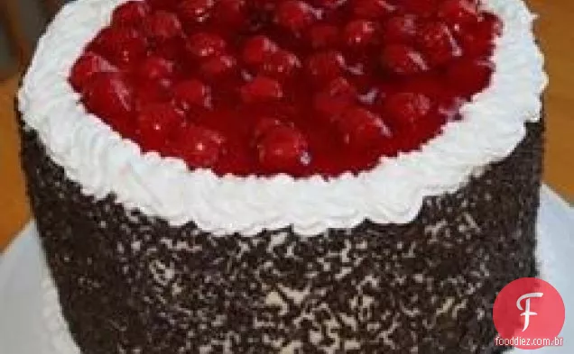 Bolo De Floresta Mágica Negra De Camada Tripla