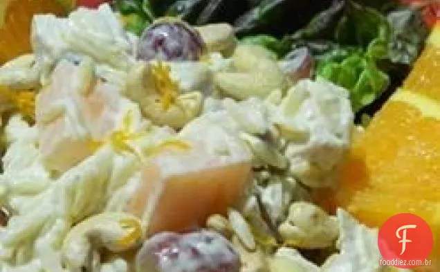 Salada De Frango Orzo