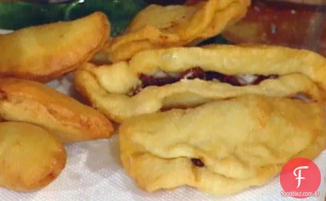 Pequenos Paunches Recheados - - - Panzarotti