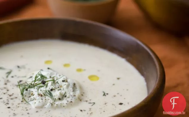 Sopa De Couve-Flor Assada Com Chantilly De Endro