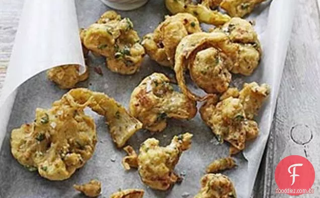 Couve-Flor Pakoras Com Romã Raita